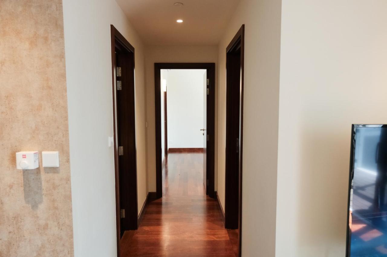 Brand New Water Front Luxury Cinnamon Suites Apartment In Heart Of Colombo City Dış mekan fotoğraf