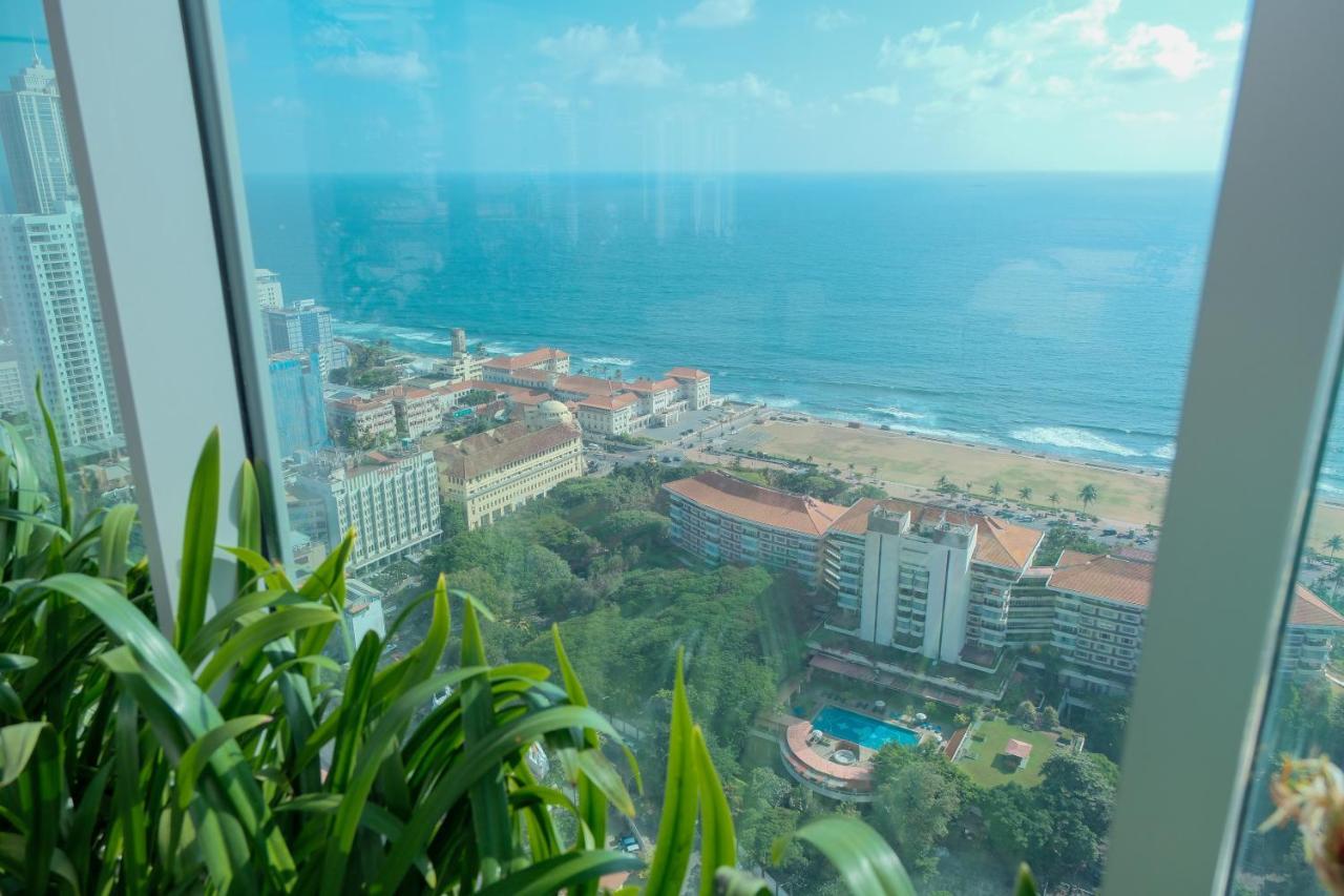 Brand New Water Front Luxury Cinnamon Suites Apartment In Heart Of Colombo City Dış mekan fotoğraf