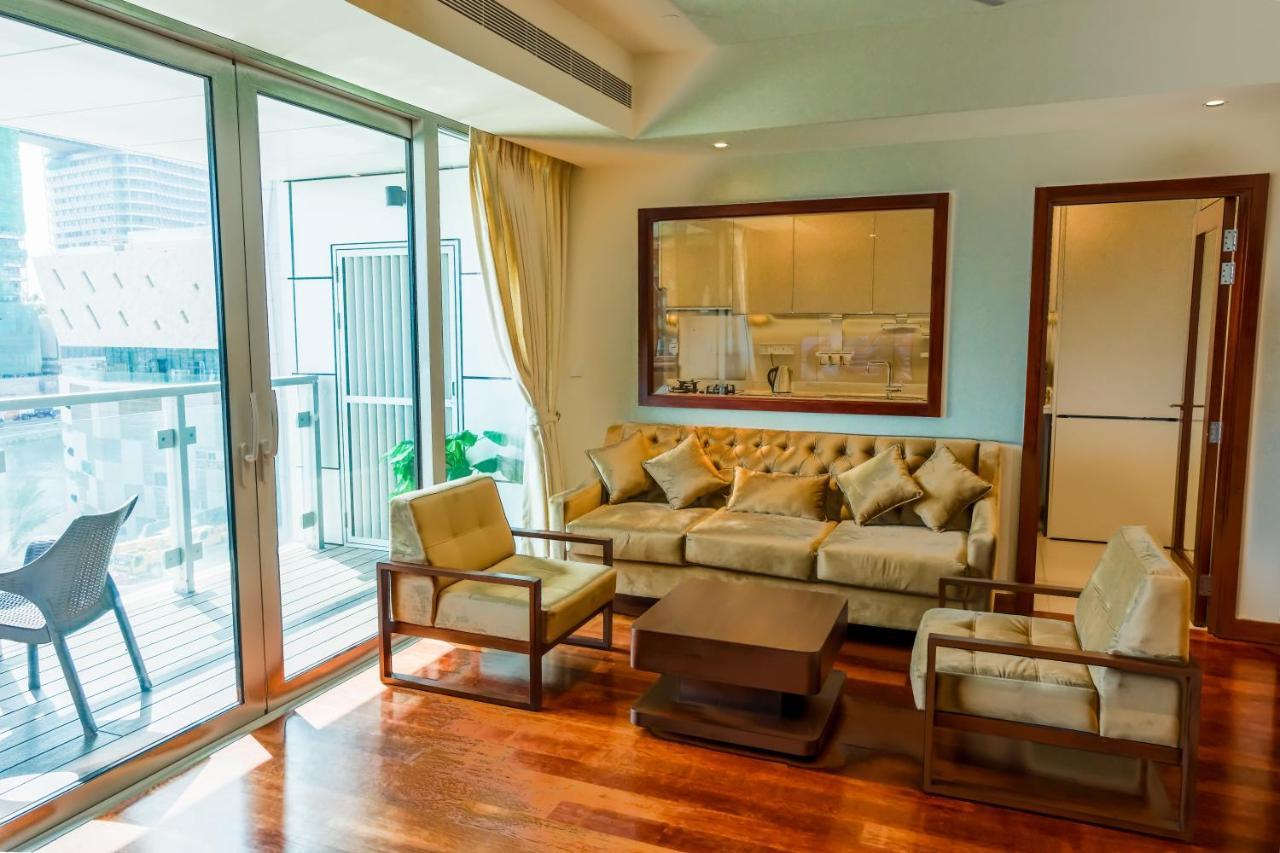 Brand New Water Front Luxury Cinnamon Suites Apartment In Heart Of Colombo City Dış mekan fotoğraf