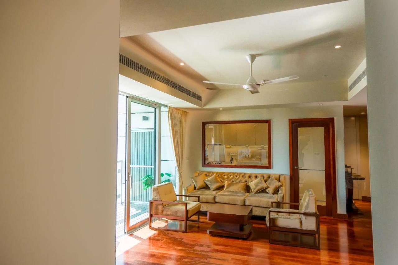Brand New Water Front Luxury Cinnamon Suites Apartment In Heart Of Colombo City Dış mekan fotoğraf