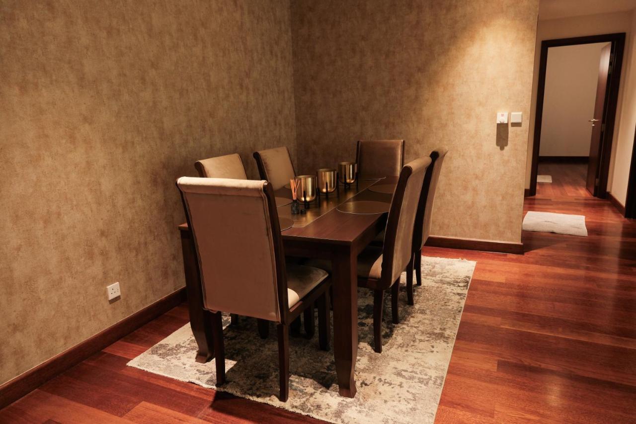 Brand New Water Front Luxury Cinnamon Suites Apartment In Heart Of Colombo City Dış mekan fotoğraf